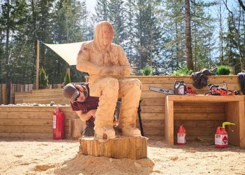 The Ultimate Chainsaw Carving Competition Series “A Cut Above” Premieres Sunday, October 2 on Discovery