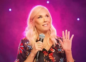 Netflix Greenlights Leanne Morgan Scripted Comedy from Co-Creator Chuck Lorre