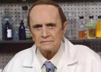 Bob Newhart, Legendary Comedian and Sitcom Star, Dies at 94 [VIDEO]