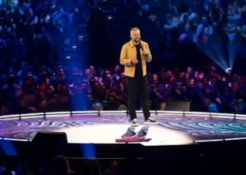 Nate Bargatze Returns to Netflix with a Two-Special Stand-Up Special Deal