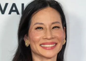 Lucy Liu to Star in and Executive Produce Crime Drama “Superfakes” on Peacock