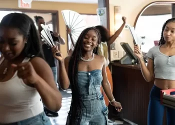 Tubi Serves Up the First Look at “Mo’ Waffles,” a Wild New Comedy from TikTok Duo A Twink and a Redhead and Robin Jordan, Premiering December 19th