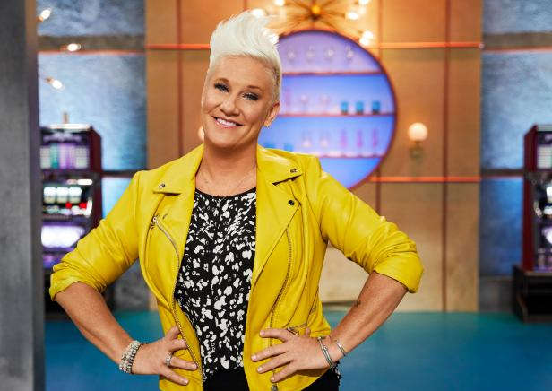 Chefs Face Off in the Job Interview of a Lifetime in “Vegas Chef Prizefight” Premiering Thursday, March 5th at 10PM on The Food Network