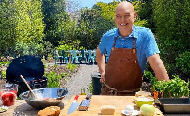 Michael Symon Fires Up the Grill with New Self-Shot Episodes of “Symon’s Dinners Cooking Out”