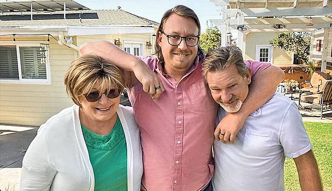 New discovery+ Series “40 Year Old Property Virgin” Follows Late Bloomers as They Leave the Nest to Find Their First Home – Starts Wednesday, May 26