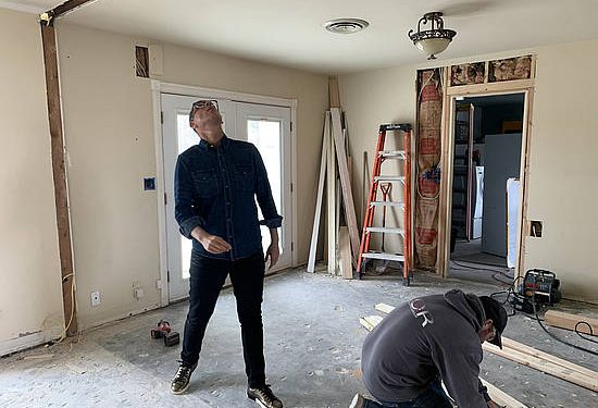 Entrepreneur Marcus Lemonis to Helm Newly Greenlighted HGTV Series “The Renovator”