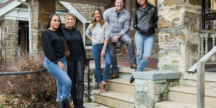 GRAMMY® Award-winning “Eve” Heads Home to Philly to Help Reno the House She Grew Up In on “Secret Celebrity Renovation” Friday, July 30th on CBS @ 8PM
