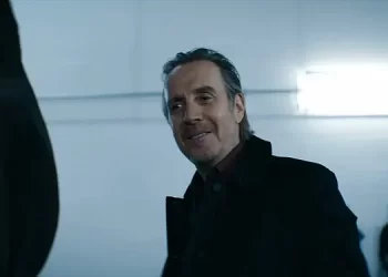 Mark Strong’s Complicated Underground Life Continues to Spiral as “Temple” Returns for Season 2 Monday, November 1 on Spectrum Originals