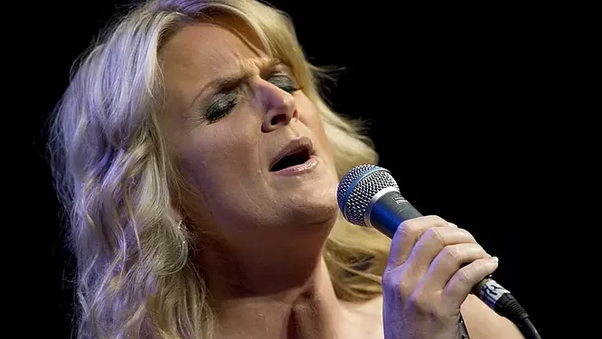 First Lady Jill Biden Welcomes Country Superstar and Food Network’s Trisha Yearwood to the White House for an Exclusive Look at the First Family’s Thanksgiving Traditions in a Special Event: “A White House Thanksgiving”