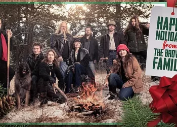 The Browns Celebrate This Holiday Season in An All-New Christmas Special of “Alaskan Bush People”