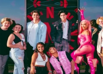 Official Netflix Trailer for the New Series “Hype House” Premiering January 7th [VIDEO]