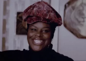 Actress And Comedian Retta Tours the Country’s Most Hideous Homes in HGTV’s New Event Series “Ugliest House in America”