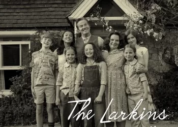 Cozy Family Series, “The Larkins,” Premieres December 13 on Acorn TV [VIDEO]