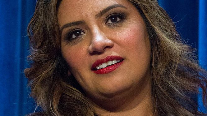 Cristela Alonzo Is Back for Her Second Netflix Comedy Special with “Middle Classy,” Premiering Globally on Netflix on June 28