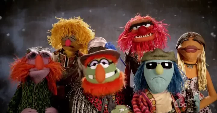 Saara Chaudry and Anders Holm Join Musical Comedy “The Muppets Mayhem” for Disney+