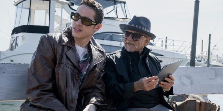 Peacock Drops First Look at Pete Davidson and Joe Pesci on Set of Upcoming Comedy Series “Bupkis” as Production Begins
