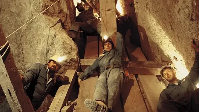 All-New Six-Part Docuseries “Gold, Lies & Videotape” Explores the Greatest Treasure Hunt in American History