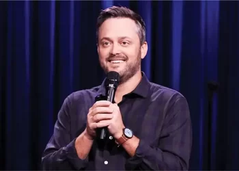 Prime Video Announces Stand-Up Comedy Special “Nate Bargatze: Hello World”