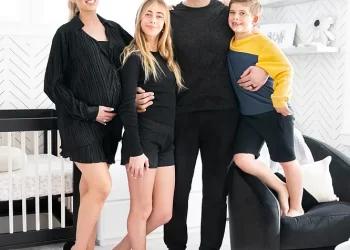 HGTV’s New Follow-Doc Series “The Flipping El Moussas” with Tarek and Heather Rae El Moussa Premieres Thursday, March 2 @ 8PM ET/PT