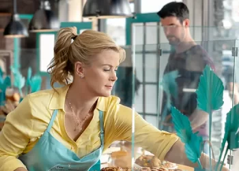 Alison Sweeney Headlines All-New “Carrot Cake: A Hannah Swensen Mystery” (wt) Starring Cameron Mathison and Barbara Niven