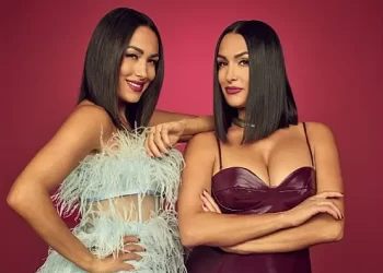 Amazon Studios Orders New Dating Competition Series “Twin Love,” Hosted by Iconic Twin Duo Brie and Nikki Bella