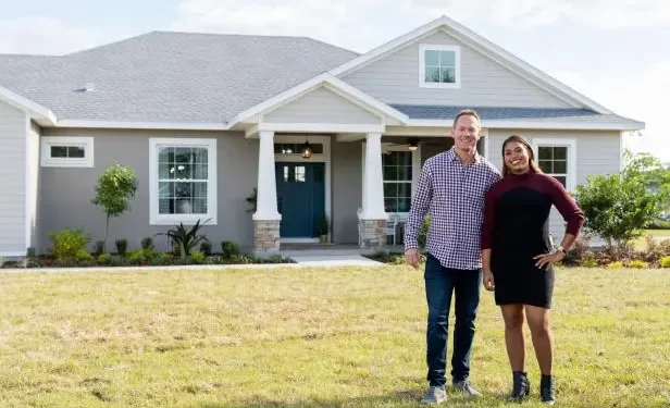 Brian and Mika Kleinschmidt Kick Off New Season of HGTV Hit Series “100 Day Dream Home” with Two-Episode Special “100 Day Dream Home: Beachfront Hotel”