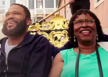 E! Jet Sets to Europe When New Series “Trippin’ with Anthony Anderson and Mama Doris” Premieres with Back-to-Back Episodes on Thursday, June 22 @ 10PM ET/PT [VIDEO]