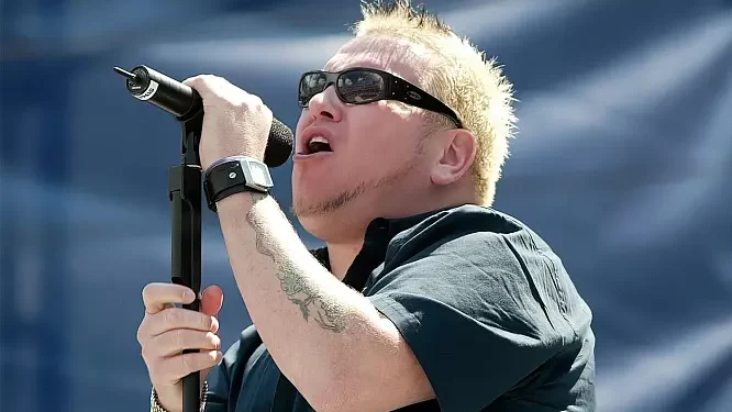 Smash Mouth Lead Singer Steve Harwell Dead at age 56
