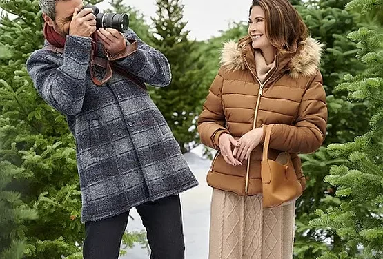 Roku Unwraps New Original Holiday Titles “The Holiday Shift” from CBS Studios and Fulwell73 and “How to Fall in Love by the Holidays” Starring Teri Hatcher