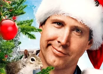 Max Celebrates the Holidays with a “Holiday Central” Curated Collection and In-App Surprises