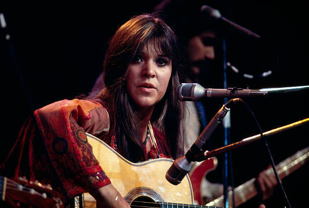Melanie Dies: 'Brand New Key' Singer-Songwriter, Woodstock Favorite Was 76  - Morty's TV