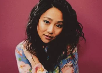 Peacock Announces Straight to Series Order of Comedy “Laid,” from Nahnatchka Khan and Sally Bradford McKenna, Starring Academy Award Nominee Stephanie Hsu