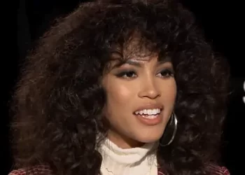 Lex Scott Davis Cast in NBC Drama Pilot “Suits: L.A.”