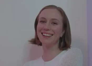 Max to Debut Hannah Einbinder Comedy Special This June