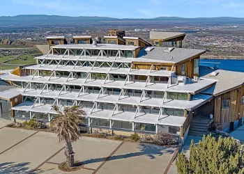 “Zillow Gone Wild” Premieres Friday, May 3, @ 10:30PM ET/PT on HGTV as a Celebration of America’s Weirdest, Wildest, and Wackiest Homes for Sale