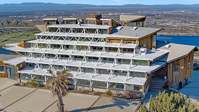 “Zillow Gone Wild” Premieres Friday, May 3, @ 10:30PM ET/PT on HGTV as a Celebration of America’s Weirdest, Wildest, and Wackiest Homes for Sale