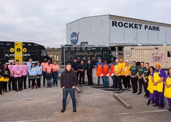 “The Great Food Truck Race: Games on the Gulf” Premieres Sunday, June 30th @ 8PM ET/PT on Food Network