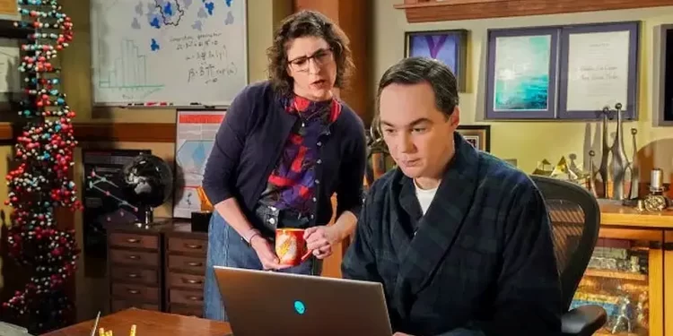 First Look: Jim Parsons & Mayim Bialik on the Series Finale of “Young Sheldon,” May 16