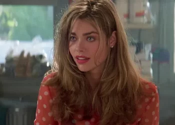 E! Greenlights “Denise Richards and the Wild Things” Docu-Series Starring and Executive Produced by Denise Richards