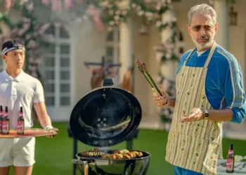 Netflix Debuts First Look Pics from “KAOS” Starring Jeff Goldblum as Zeus and Janet McTeer as Hera