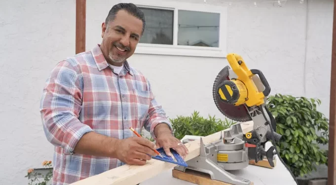 HGTV Greenlights New Series “Izzy Does It” Starring “Flip or Flop” Contractor Izzy Battres