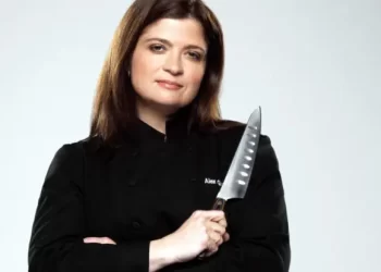 Chef Alex Guarnaschelli Signs New Multi-Year Deal with Food Network