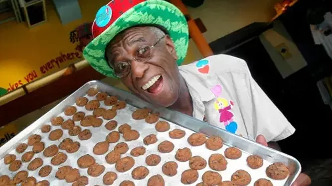 Wally Amos Jr., founder of Famous Amos cookies, dies at 88
