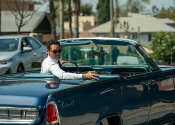 “The Lincoln Lawyer” Season 3 Returns on October 17 – Check Out All-New First Look Images