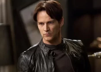 Stephen Moyer to Lead Acorn TV Art World Crime Drama, “Art Detectives”