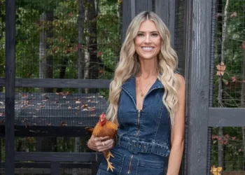 Christina Haack Designs Dream Homes for More Tennessee Clients in a New Season of HGTV’s “Christina in the Country” Premiering Tuesday, November 12, @ 9PM ET/PT