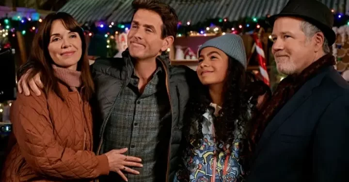 Roku Original “Jingle Bell Love” Celebrates the Holidays with New Kids on the Block’s Joey McIntyre and “Heartland’s” Michelle Morgan
