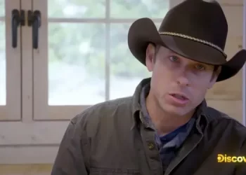 Discovery Channel December Programming Highlights [VIDEO]