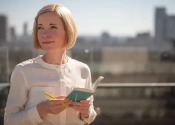 The Second Season of “Lucy Worsley Investigates” Premieres Tuesday, January 7, 2025 on PBS and Streaming on the PBS App and PBS.org