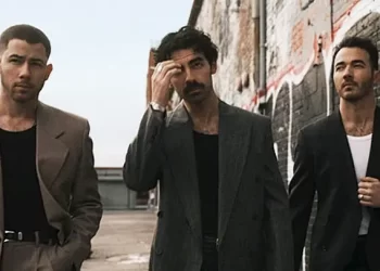 Jonas Brothers to Ring in 2025 with First Performance of the Year on “Dick Clark’s New Year’s Rockin’ Eve with Ryan Seacrest 2025”